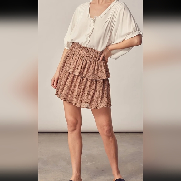 Clearing out my closet 💕 - Picture 10 of 10